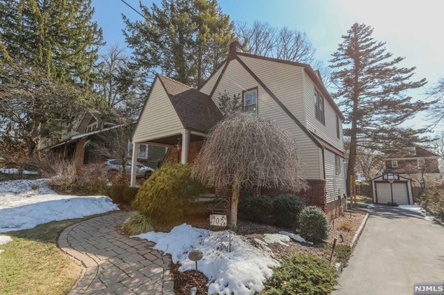 103 Conklin Ave, Hillsdale NJ  07642-2239 exterior