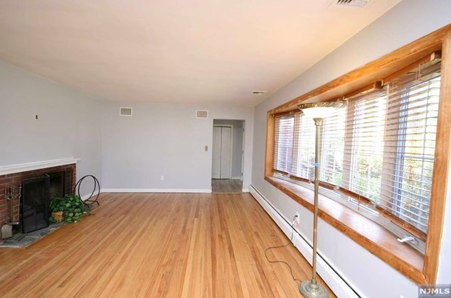 6 Jefferson Ave, Tenafly NJ  07670-1932 exterior