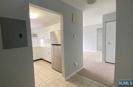 131 Riverview Ct, Secaucus NJ  07094-4062 exterior