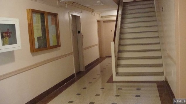 3071 Edwin Ave, West Fort Lee NJ  07024-3654 exterior