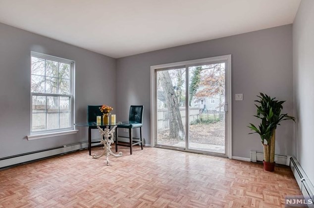 462 Anderson St, Hackensack NJ  07601-1505 exterior