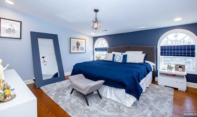 108 Whitney Ave, Pompton Lakes NJ  07442-1920 exterior