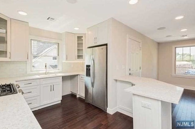 119 Washington Ave, Little Ferry NJ  07643-2085 exterior