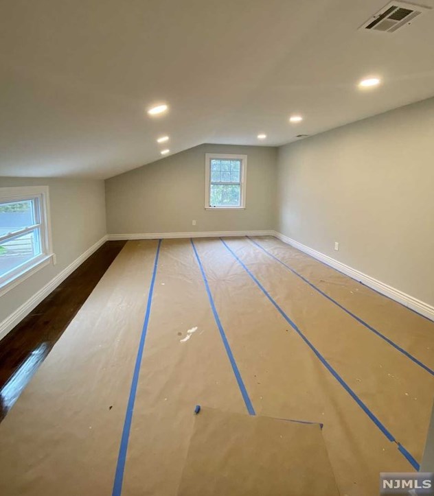 614 Charles Ct, Westwood NJ  07675-6311 exterior