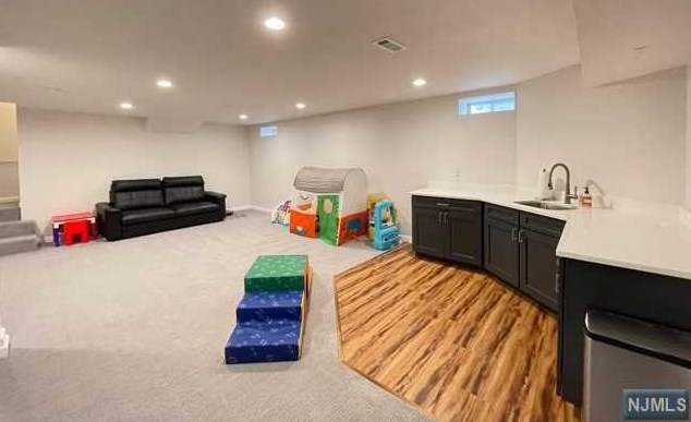 180 Passaic Ave, Rutherford NJ  07070-1937 exterior