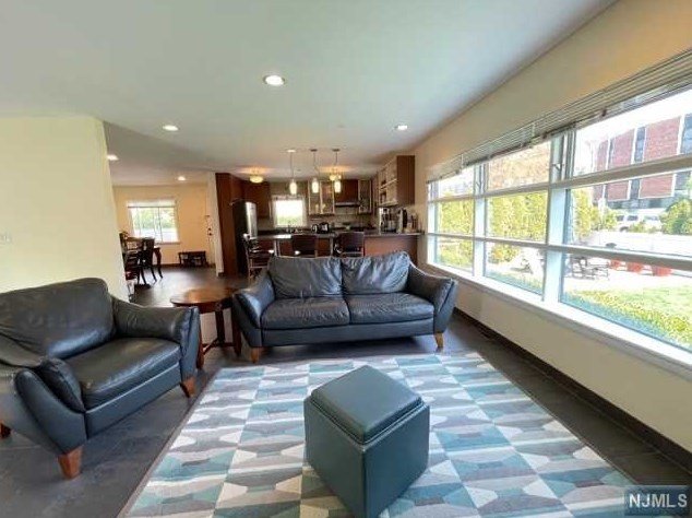 180 Passaic Ave, Rutherford NJ  07070-1937 exterior