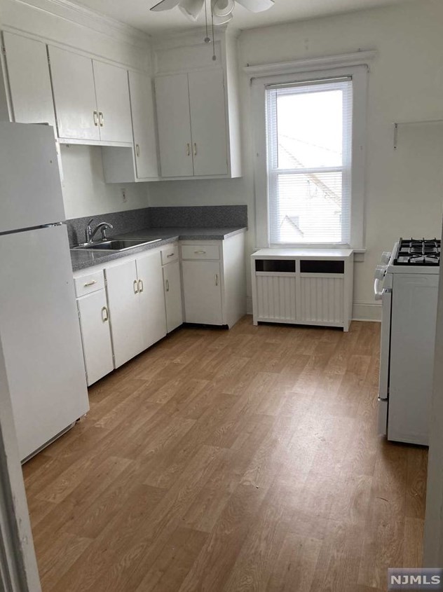 39 Pink St, Hackensack NJ  07601-5240 exterior