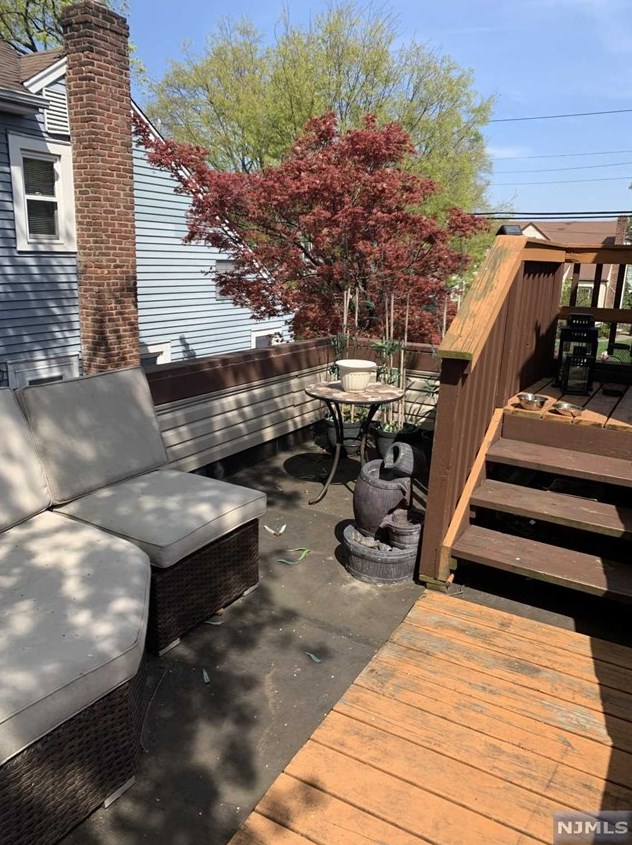 28 Stillman Ave, Bergenfield NJ  07621-1230 exterior