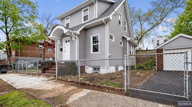 173 Norwood St, Newark NJ  07106-2625 exterior