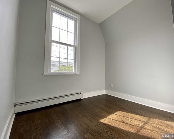 805 Hudson Ave, Secaucus NJ  07094-3319 exterior
