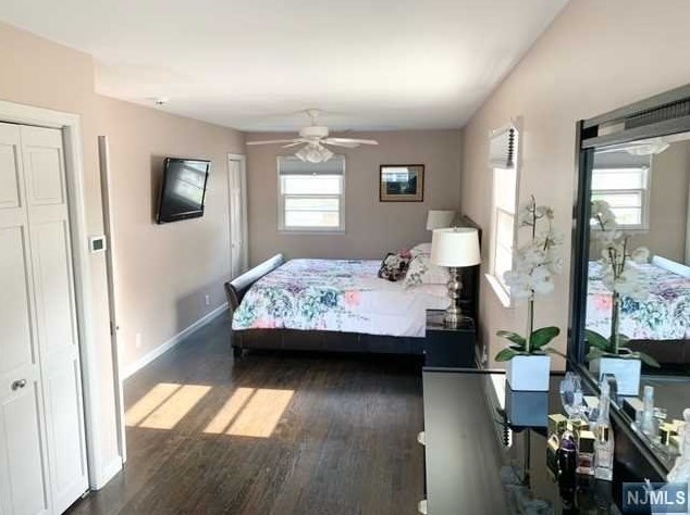 146 Prospect St, Waldwick NJ  07463-1335 exterior