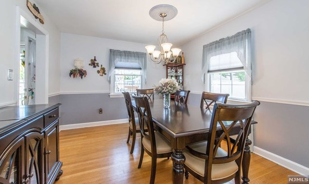 68 Elmwood Dr, Elmwood Park NJ  07407-1712 exterior