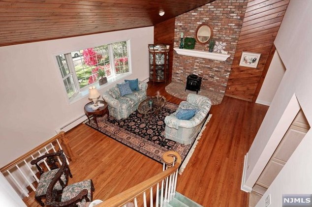 150 Knickerbocker Ave, Hillsdale NJ  07642-1856 exterior