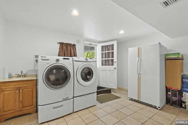 269 Ramapo St, Pompton Lakes NJ  07442-1623 exterior