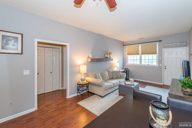 120-13 Willard St, Pompton Lakes NJ  07442-2055 exterior