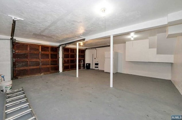 14 Donor Ave, Elmwood Park NJ  07407-1705 exterior