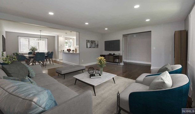 14 Donor Ave, Elmwood Park NJ  07407-1705 exterior