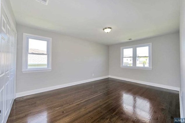 14 Donor Ave, Elmwood Park NJ  07407-1705 exterior