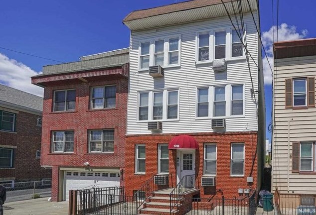 108 Thorne St, Jersey City NJ  07307-3527 exterior