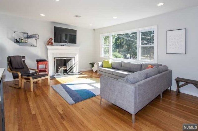 109 Hudson Ave, Tenafly NJ  07670-1003 exterior