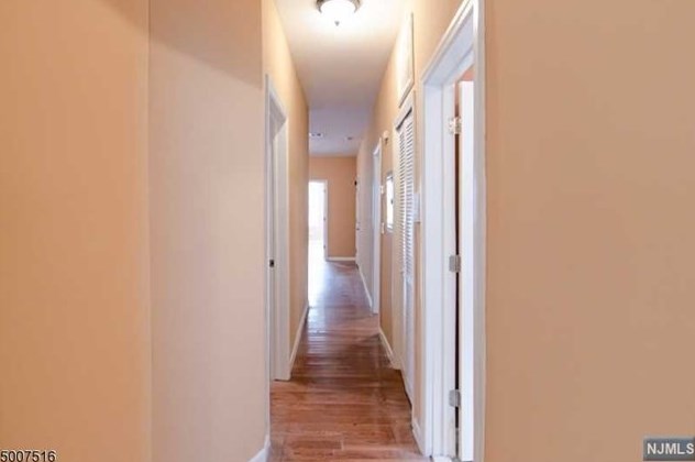 10 End Ave, Newark NJ  07106-1928 exterior