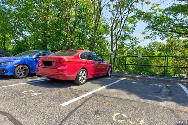 355 Broad St, Clifton NJ  07013-1314 exterior