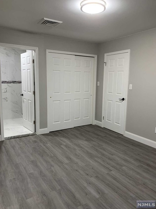 721 Teneyck Ave, Lyndhurst NJ  07071-2824 exterior