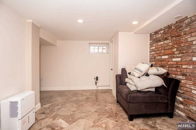 217 David Hooper Pl, Westwood NJ  07675-1909 exterior