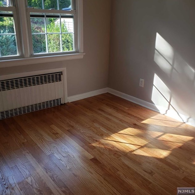 532 5th St, Carlstadt NJ  07072-1227 exterior