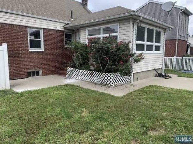 132 Pehle Ave, Saddle Brook NJ  07663-5230 exterior
