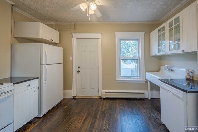 155 Highland Cross, Rutherford NJ  07070-2142 exterior