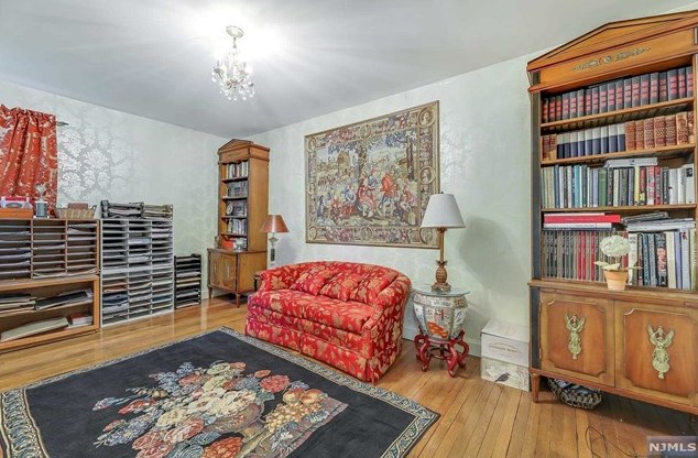 17 Wilson Ave, Rutherford NJ 07070-2732 exterior