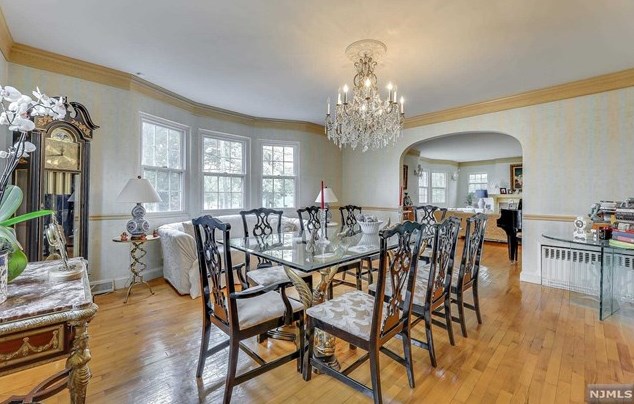 17 Wilson Ave, Rutherford NJ 07070-2732 exterior