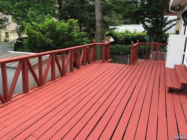 804 Harvard Pl, West Fort Lee NJ  07024-1718 exterior