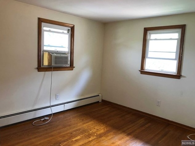 804 Harvard Pl, West Fort Lee NJ  07024-1718 exterior