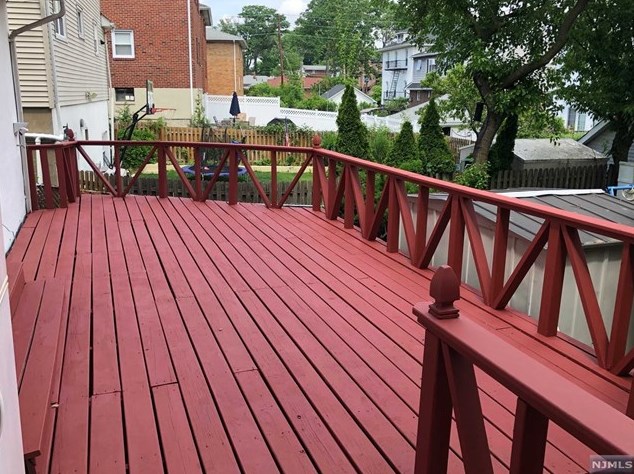 804 Harvard Pl, West Fort Lee NJ  07024-1718 exterior