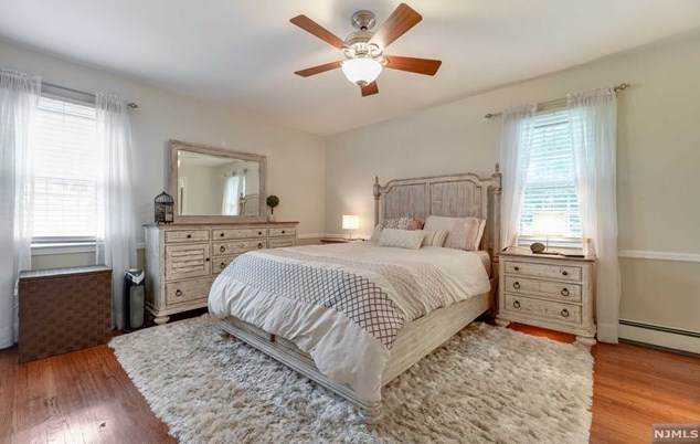 51 Fairhaven Dr, Hillsdale NJ  07642-1127 exterior