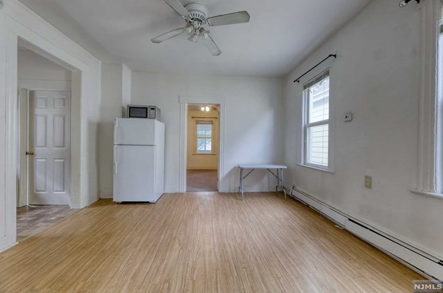 41 High St, Clifton NJ 07014-1235 exterior