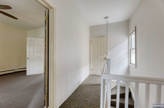 41 High St, Clifton NJ 07014-1235 exterior