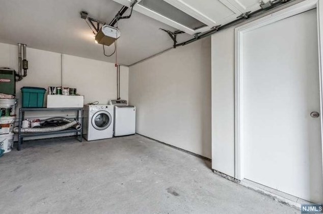 500 Catherine St, West Fort Lee NJ  07024-2595 exterior