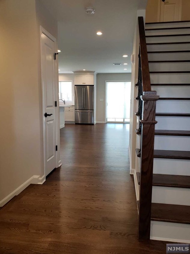 53 Newcomb Rd, Tenafly NJ  07670-1525 exterior