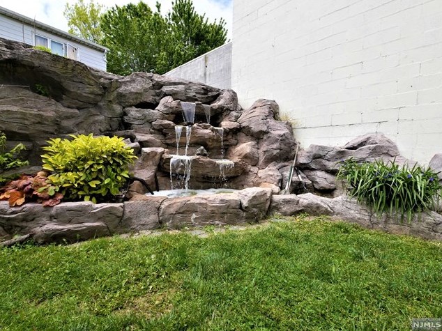 441 Wilfred Ter, Cliffside Park NJ  07010-1401 exterior
