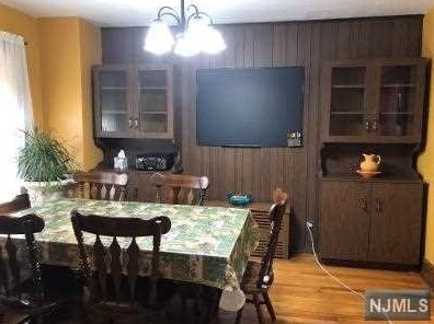 67 Bellevue Ave, Elmwood Park NJ  07407-3003 exterior