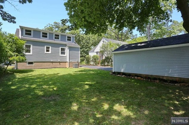 67 6th Ave, Westwood NJ  07675-2012 exterior