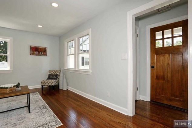 67 6th Ave, Westwood NJ  07675-2012 exterior