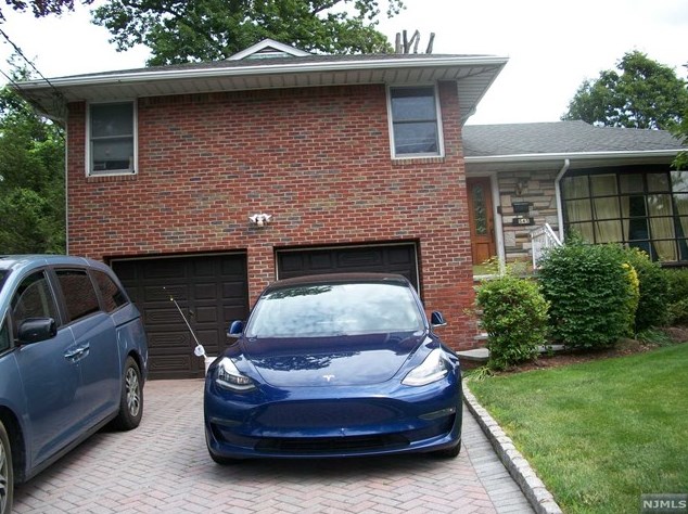 545 Summit St, Englewood NJ  07632-3023 exterior