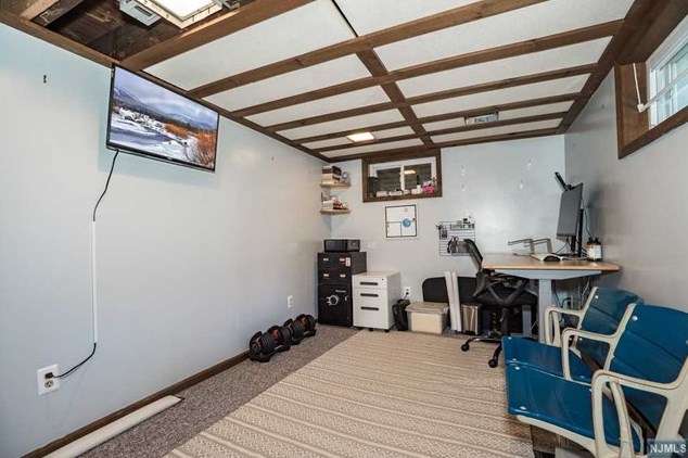 33 Garfield Pl, Rutherford NJ  07070-2455 exterior