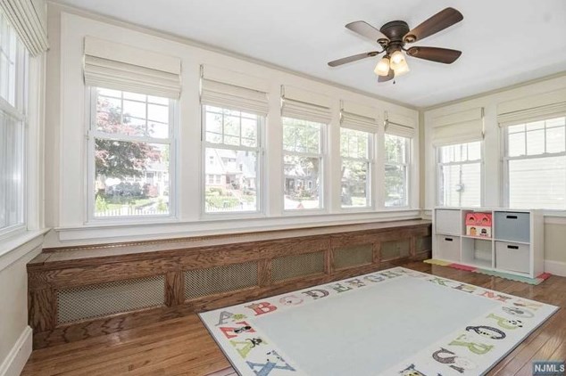 33 Garfield Pl, Rutherford NJ  07070-2455 exterior