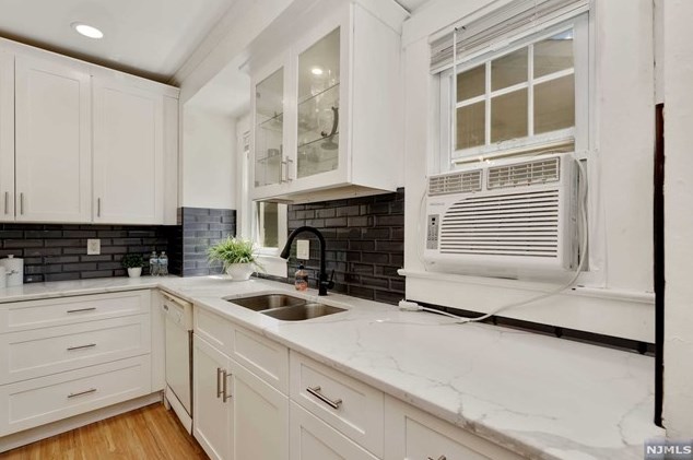 105 Daniel Ave, Rutherford NJ 07070-2718 exterior