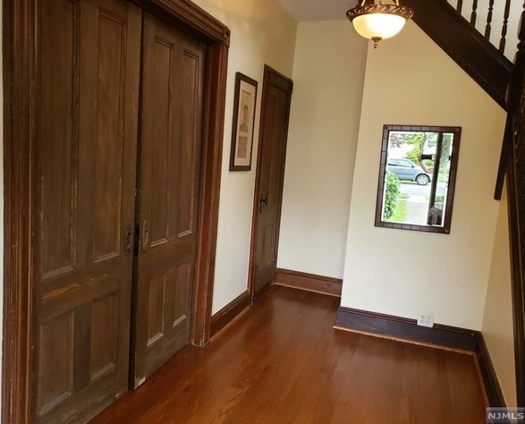 69 Central Ave, Hillsdale NJ  07642-2113 exterior